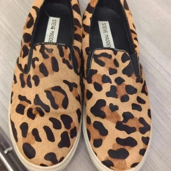 STEVE Madden Ecentric Leopard Print Pony Fur Flats - Picture 10 of 10